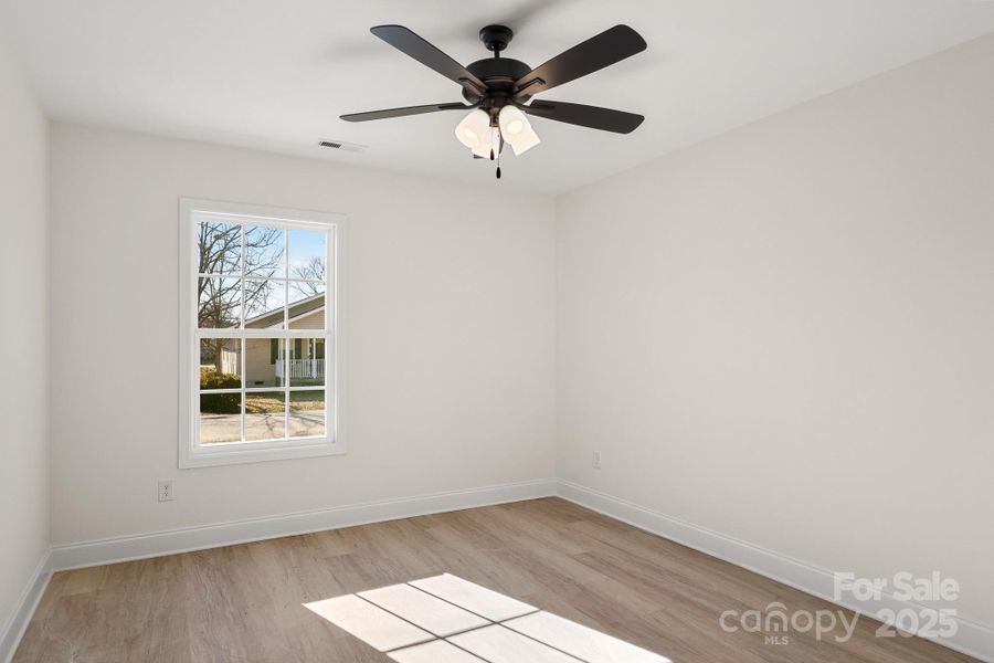 Spacious, unfurnished interior of a new home in , Rock Hill (Image 34).