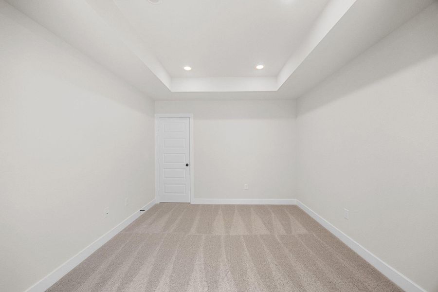 Spacious, unfurnished interior of a new home in Nolina, Georgetown (Image 22).