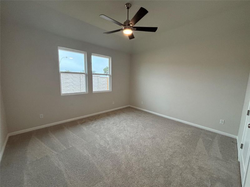Spacious, unfurnished interior of a new home in Cannon Ranch 40s, Dripping Springs (Image 16).