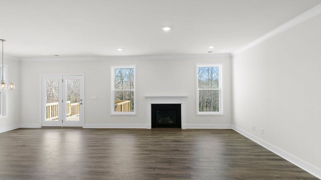 Spacious, unfurnished interior of a new home in Whitehawk Meadows, Travelers Rest (Image 26).