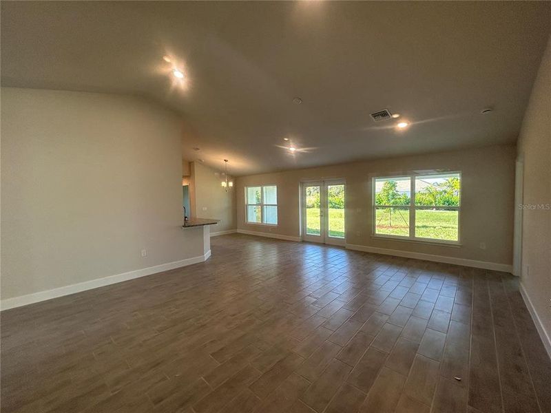 Spacious, unfurnished interior of a new home in Deep Creek, Punta Gorda (Image 18).