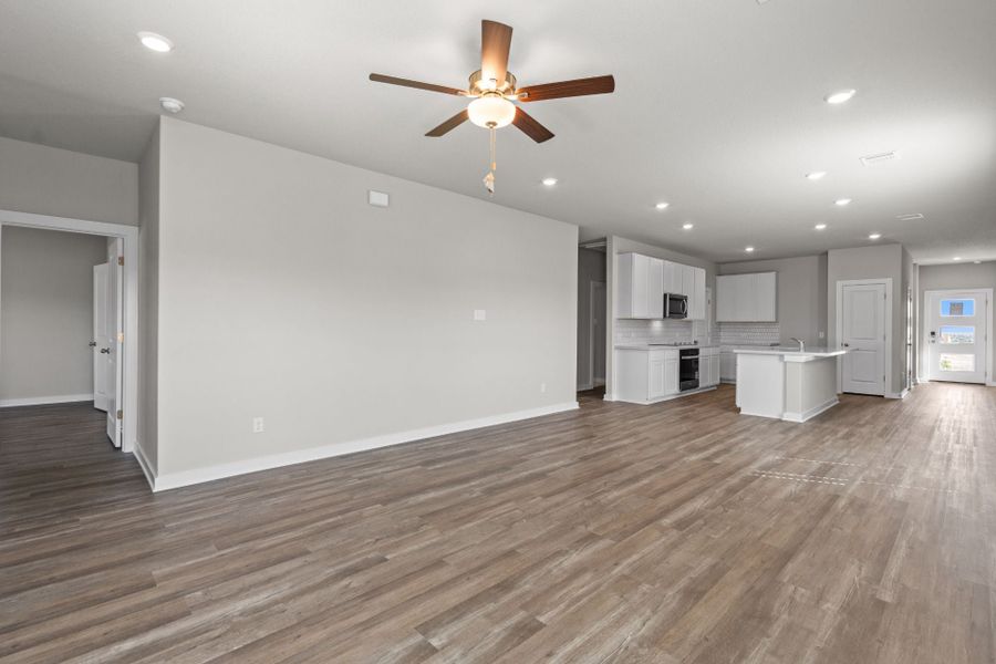 4br New Home in Jarrell, TX. - Slide 14 4br New Home in Jarrell, TX. - Slide 14