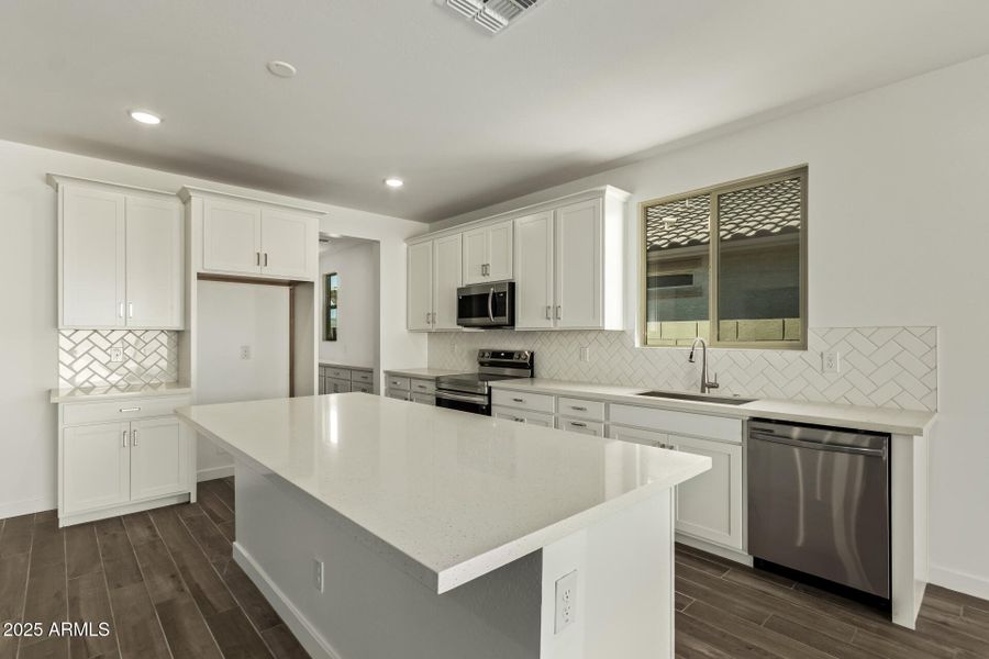 13 Monte Lindo 13 Monte Lindo