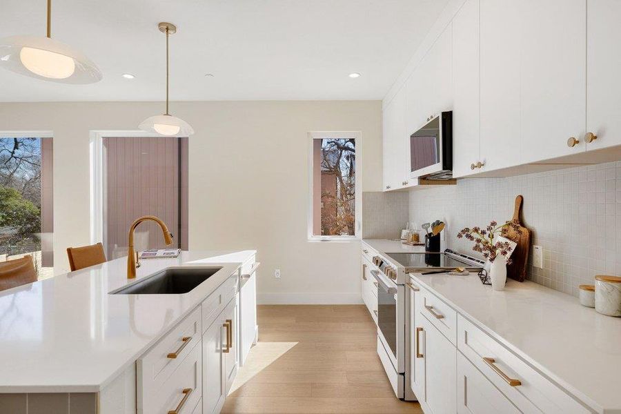 Furnished interior view inside a new home in , Austin (Image 11).