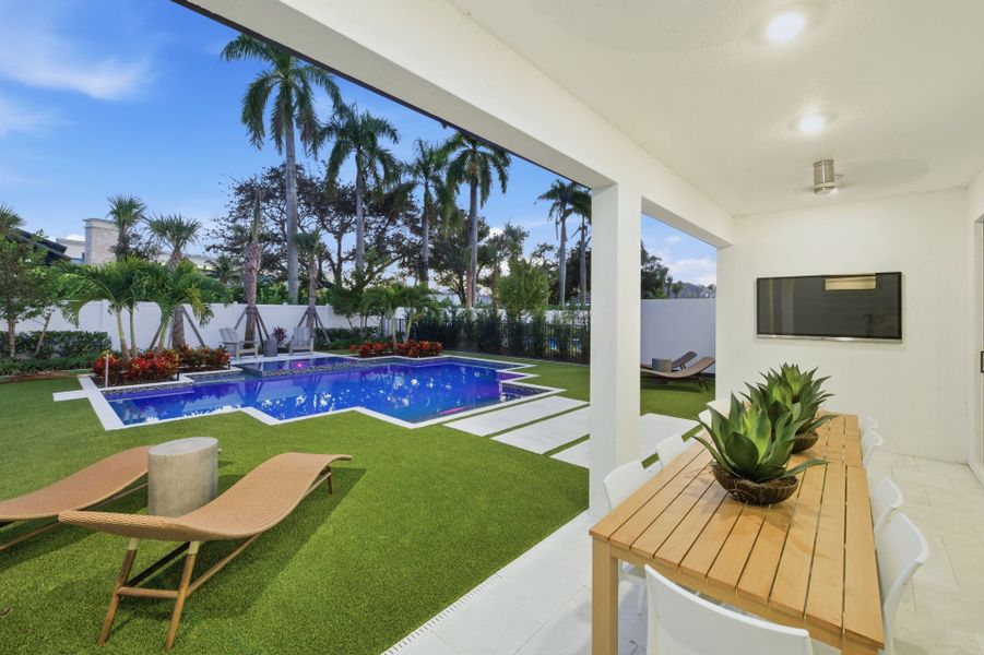 Representative exterior details of a home built from the Coral by DiVosta in The Reserve at Eastpointe, Palm Beach Gardens (Image 4). Representative exterior details of a home built from the Coral by DiVosta in The Reserve at Eastpointe, Palm Beach Gardens (Image 4).