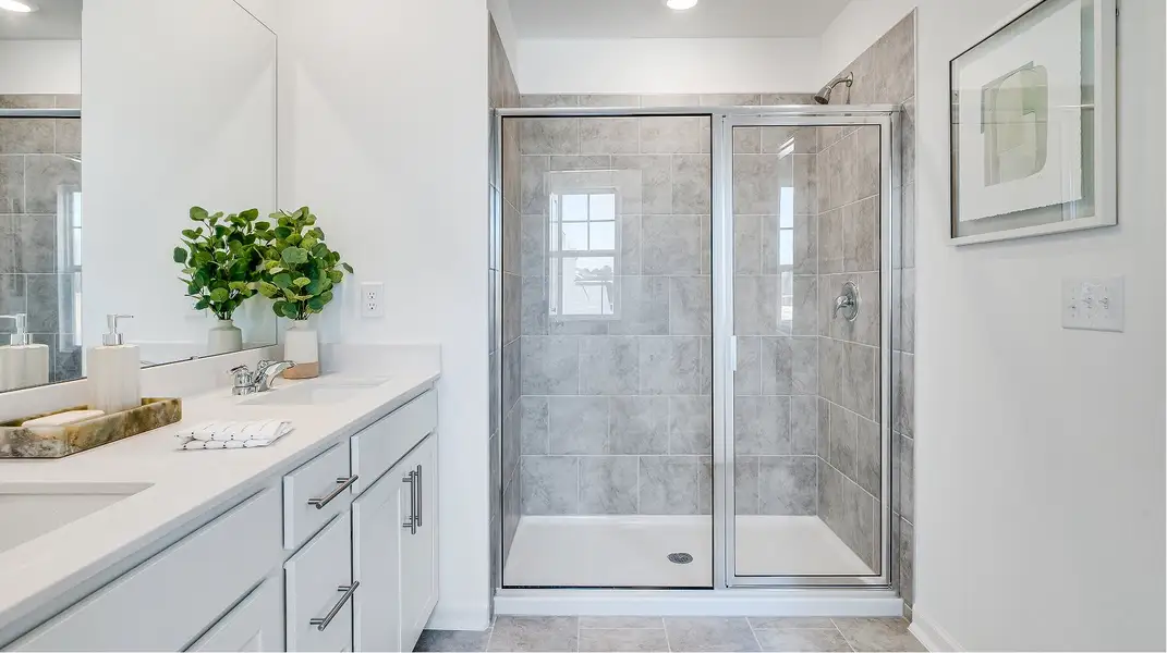 1781 Carson II Owners Bath 1of2