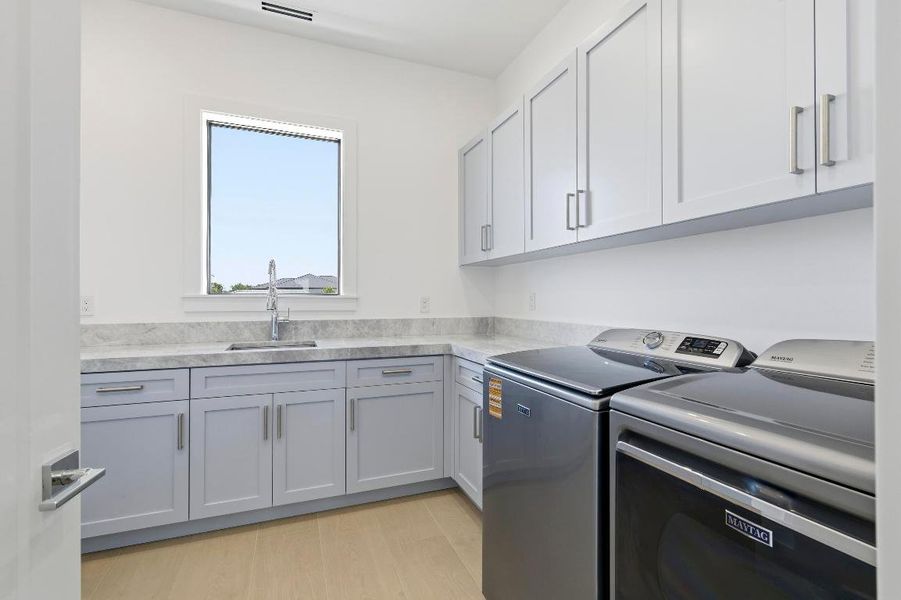 LAUNDRY SECOND FLOOR