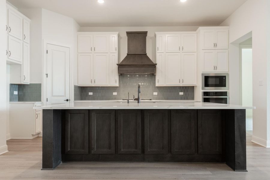 Representative furnished interior of a home built from the Avalon II by Ashton Woods in Waldsanger, New Braunfels (Image 3). Representative furnished interior of a home built from the Avalon II by Ashton Woods in Waldsanger, New Braunfels (Image 3).