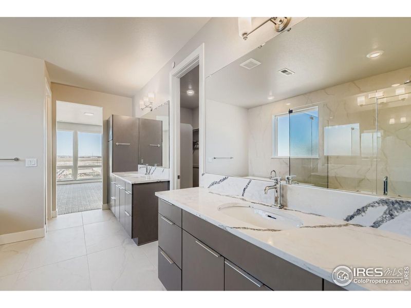 Furnished interior view inside a new home in Baseline, Broomfield (Image 7).