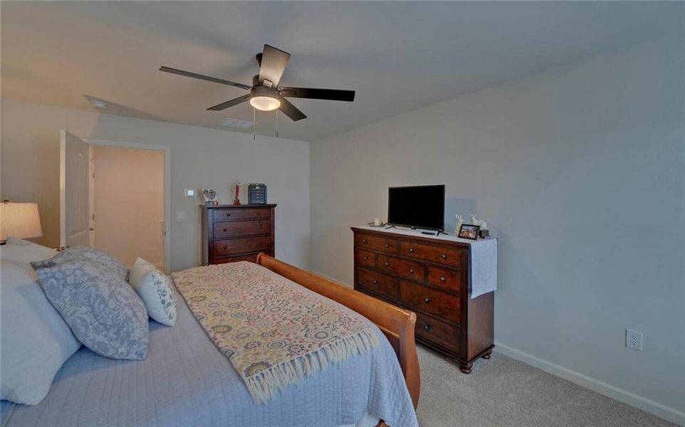 Furnished interior view inside a new home in , Dahlonega (Image 17).