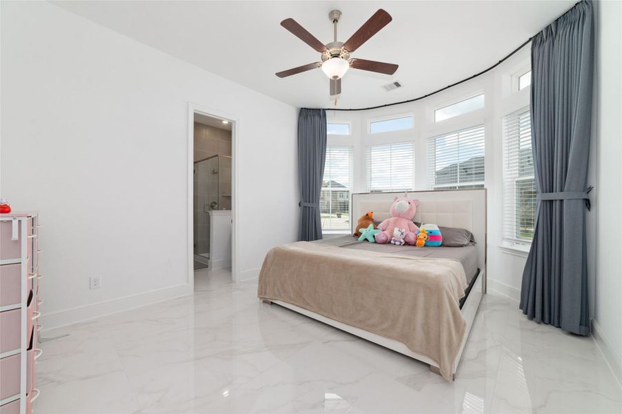 Furnished interior view inside a new home in Pomona 70' - Section 27, Manvel (Image 27).