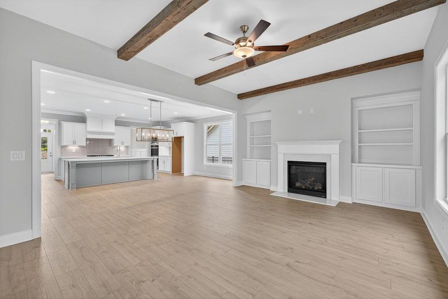 Spacious, unfurnished interior of a new home in Hemingway, Flowery Branch (Image 27).