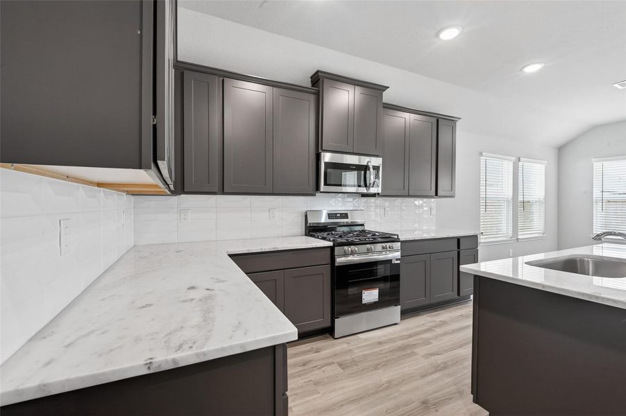 Furnished interior view inside a new home in Rollingbrook Estates, Baytown (Image 12).