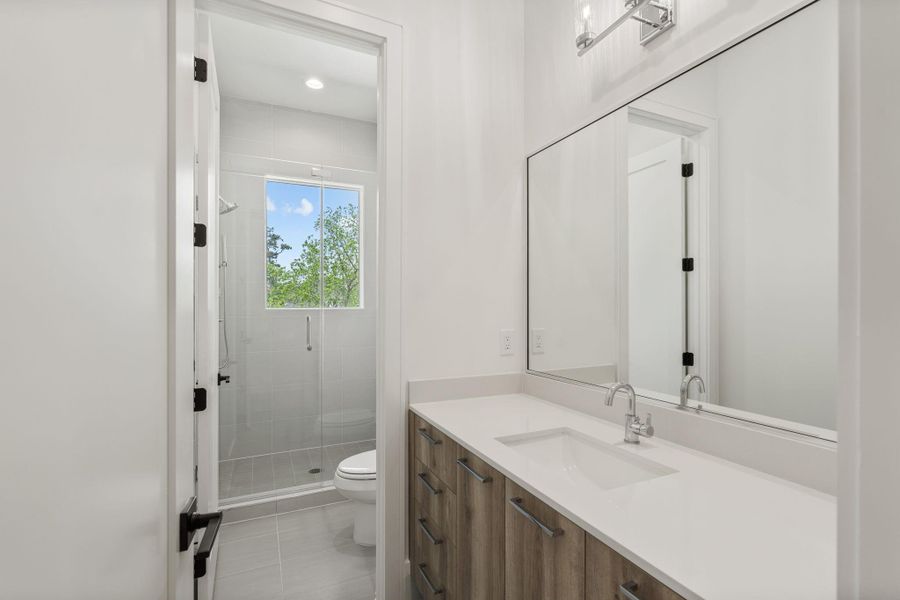 Furnished interior view inside a new home in , Houston (Image 13).