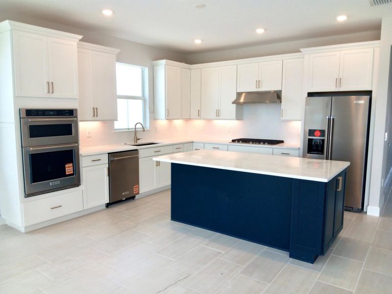 Furnished interior view inside a new home in Harbor Isle, Vero Beach (Image 5). Furnished interior view inside a new home in Harbor Isle, Vero Beach (Image 5).