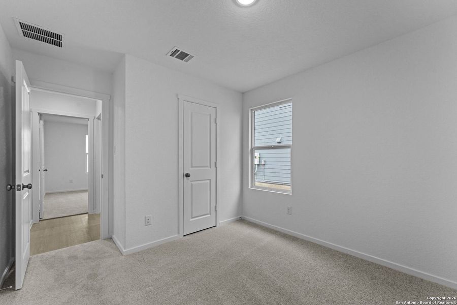 Spacious, unfurnished interior of a new home in , New Braunfels (Image 10).
