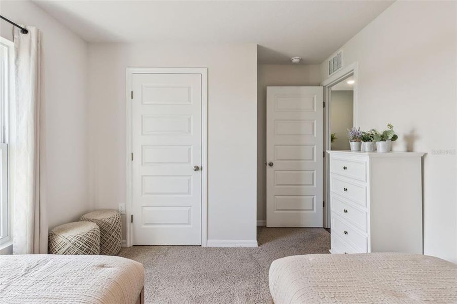 Furnished interior view inside a new home in Willowbrook South, Winter Haven (Image 25). Furnished interior view inside a new home in Willowbrook South, Winter Haven (Image 25).