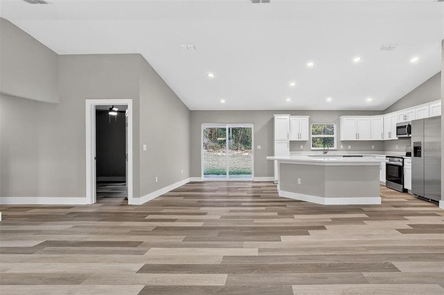 Spacious, unfurnished interior of a new home in , Citrus Springs (Image 19). Spacious, unfurnished interior of a new home in , Citrus Springs (Image 19).
