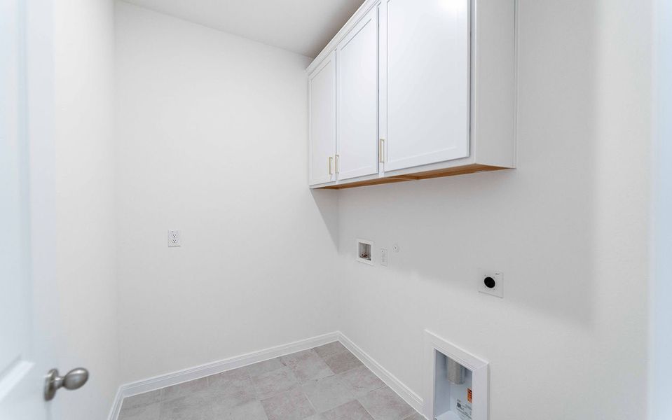 Spacious, unfurnished interior of a new home in La Terra, Celina (Image 37).