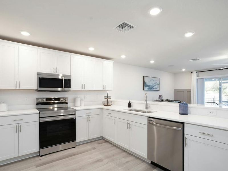Brand-new 3-bedroom townhome for sale in St. Cloud, FL!