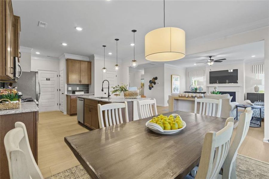 Furnished interior view inside a new home in Saddle Ridge, Calhoun (Image 4).