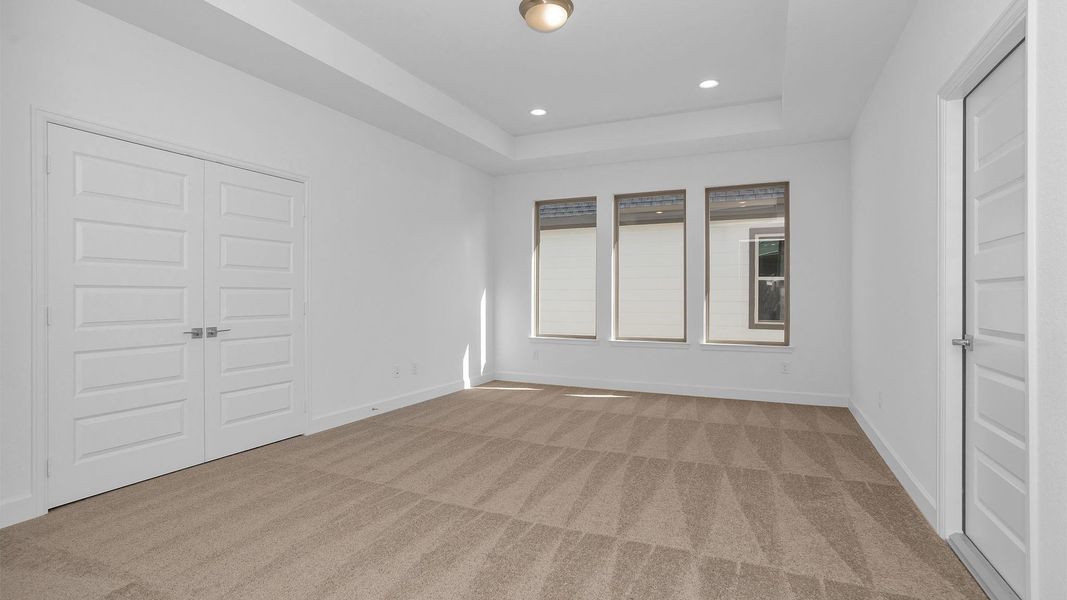 Spacious, unfurnished interior of a new home in Austin Point 60', Richmond (Image 8).
