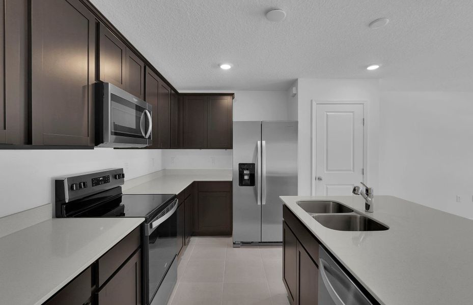 Furnished interior view inside a new home in Normandy Pines, Jacksonville (Image 4).