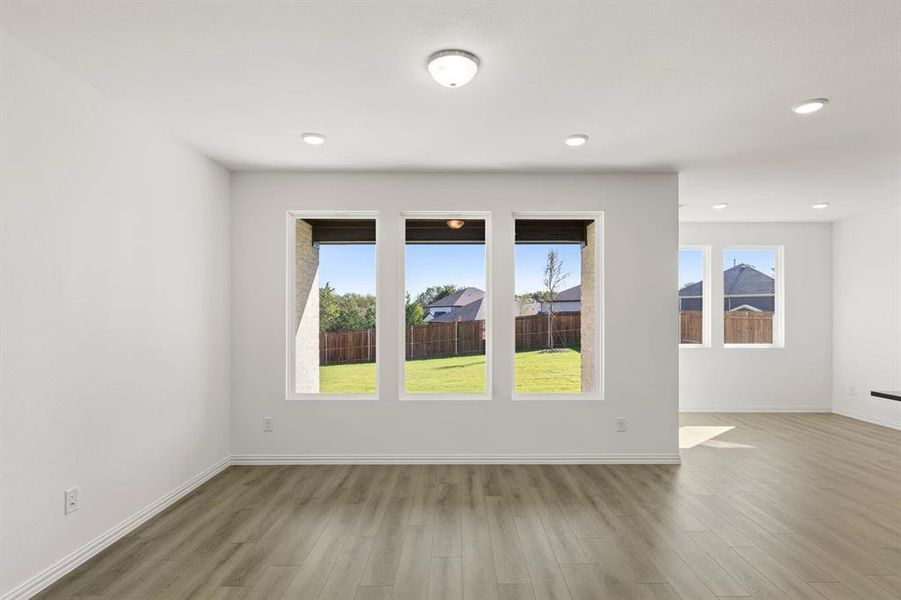 Spacious, unfurnished interior of a new home in Meadow Park, Melissa (Image 18). Spacious, unfurnished interior of a new home in Meadow Park, Melissa (Image 18).