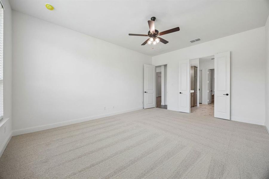 Spacious, unfurnished interior of a new home in Joshua Meadows, Joshua (Image 23). Spacious, unfurnished interior of a new home in Joshua Meadows, Joshua (Image 23).