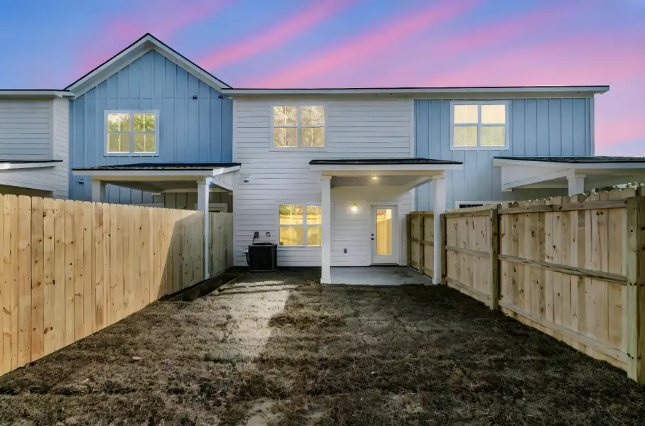 Exterior details and patio area of a home in , North Charleston (Image 4).