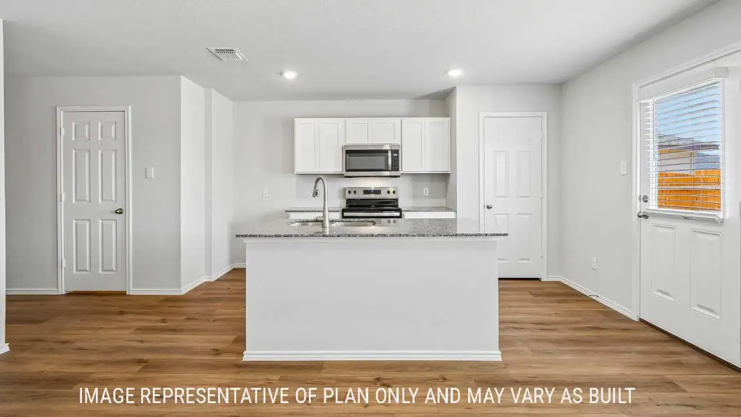 Furnished interior view inside a new home in Reynolds Crossing, Killeen (Image 8).