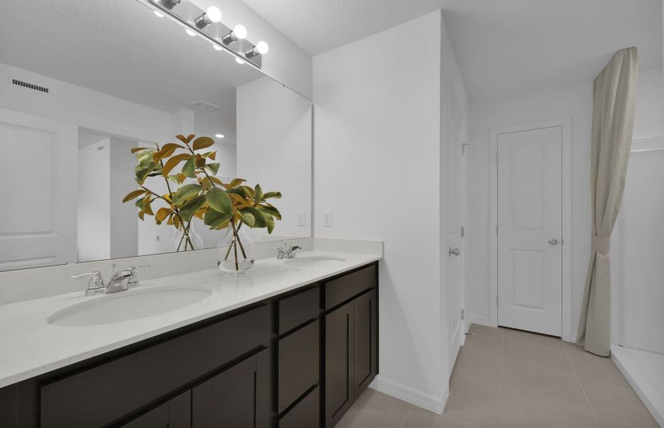 Landmark | Owner's Bathroom