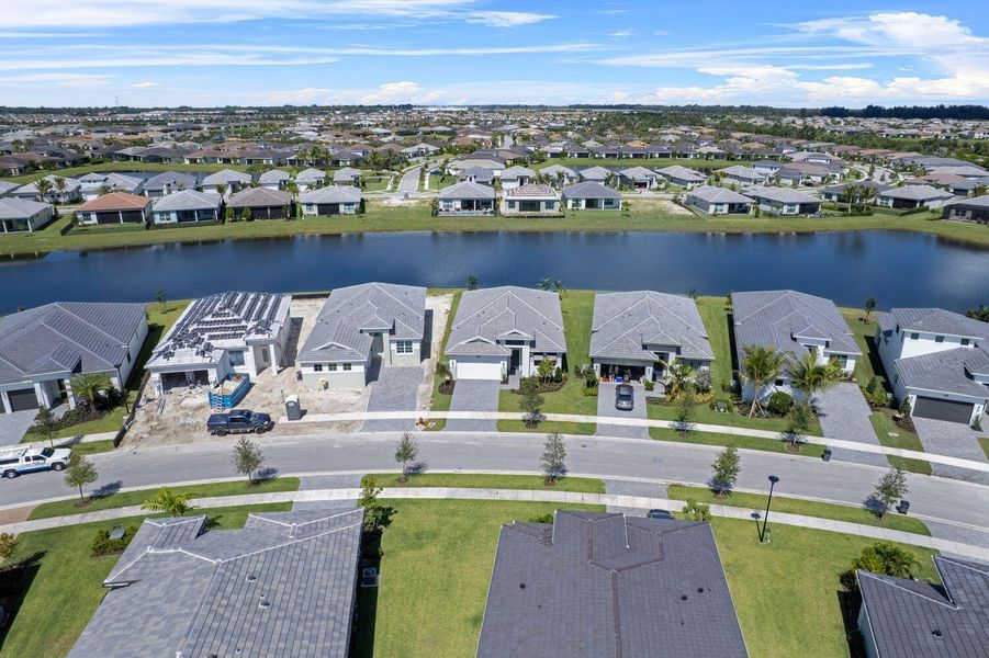 Image 30 of a home in Cresswind Palm Beach at Westlake.