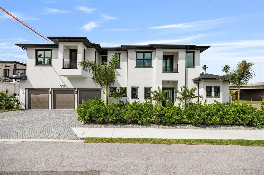 Image 79 of a home in .