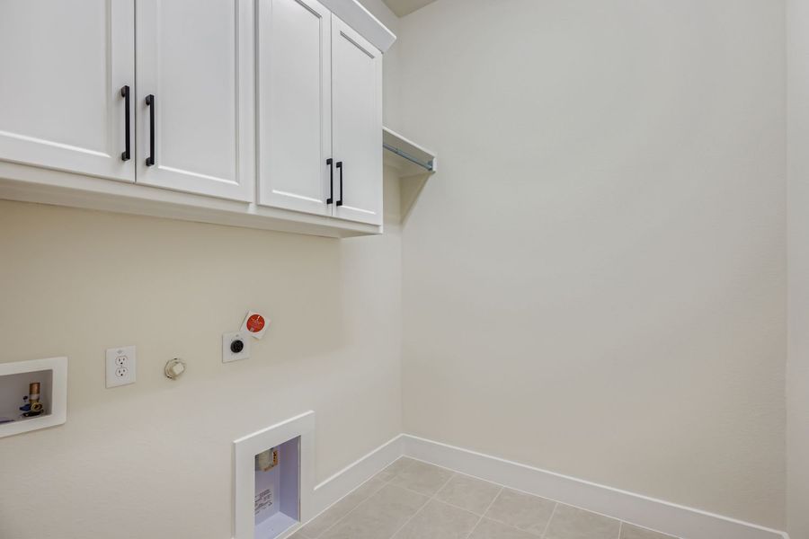 4813 Strada - Laundry Room 4813 Strada - Laundry Room