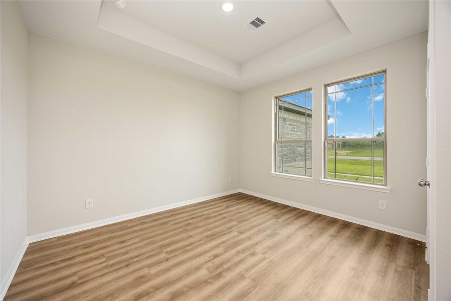 Spacious, unfurnished interior of a new home in Barton Place, Cleveland (Image 25).