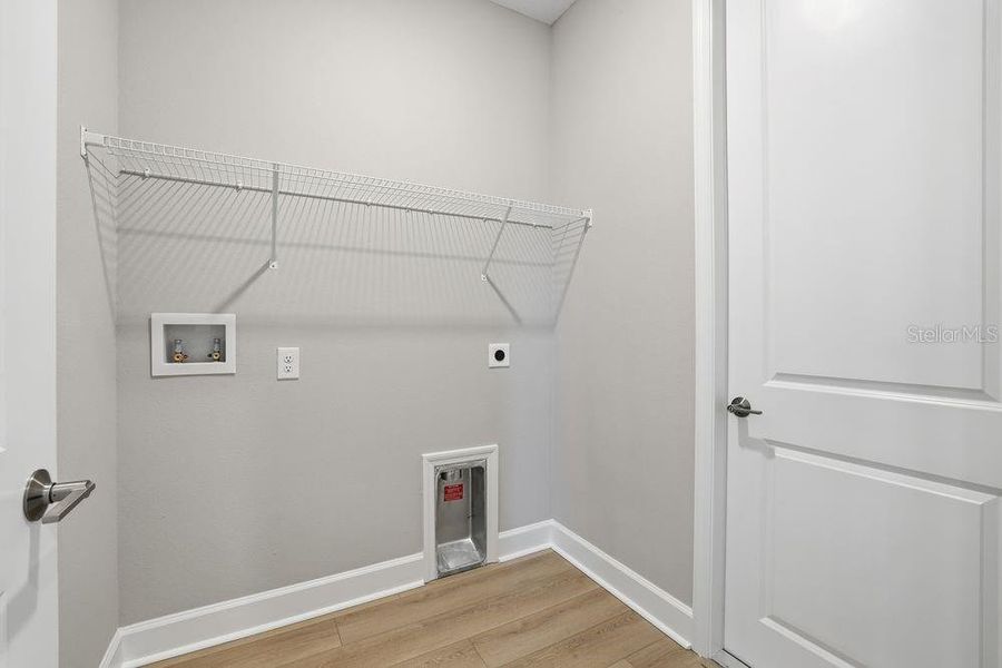 Spacious, unfurnished interior of a new home in Timber Ridge, Plant City (Image 21).