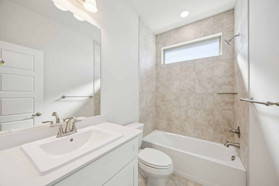 Furnished interior view inside a new home in Heartland, Heartland (Image 9).