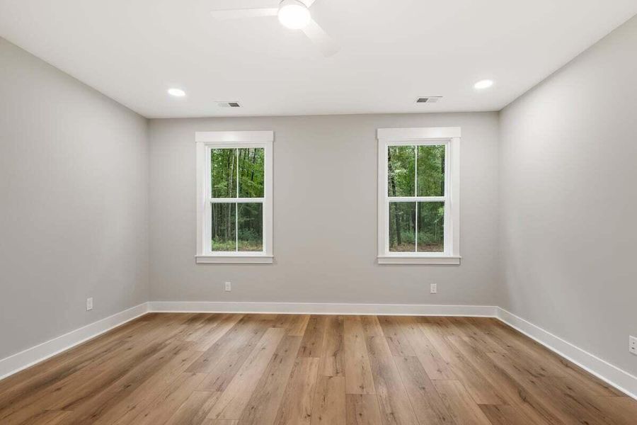 Spacious, unfurnished interior of a new home in , Ravenel (Image 38).