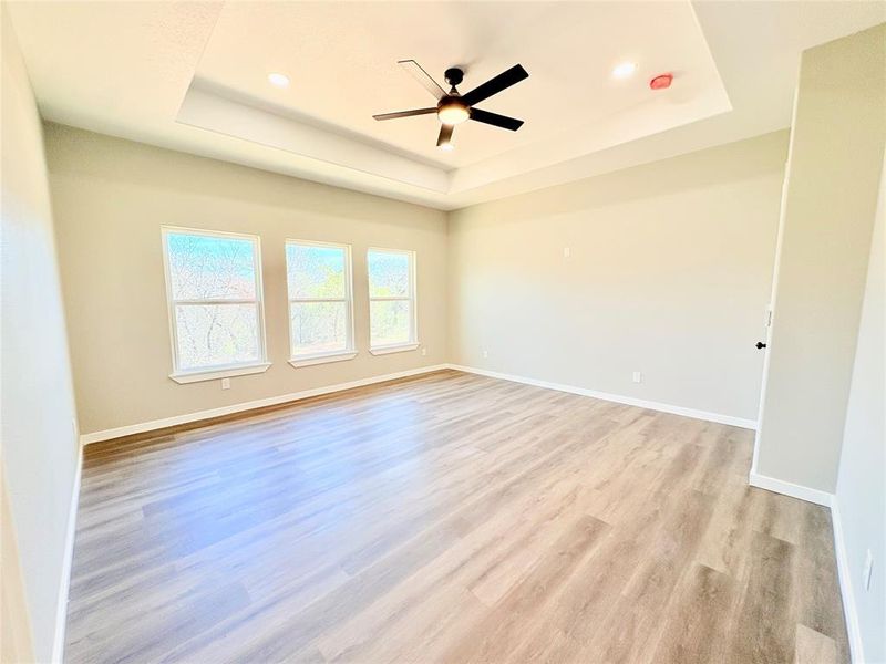 Spacious, unfurnished interior of a new home in , Graham (Image 37).