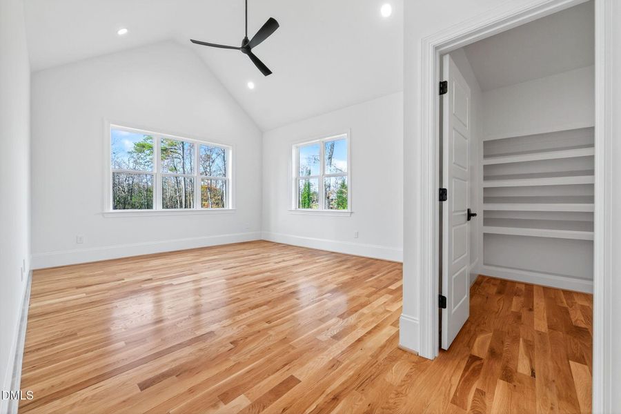 48-web-or-mls-7825 Penny Rd (47 of 70) 48-web-or-mls-7825 Penny Rd (47 of 70)