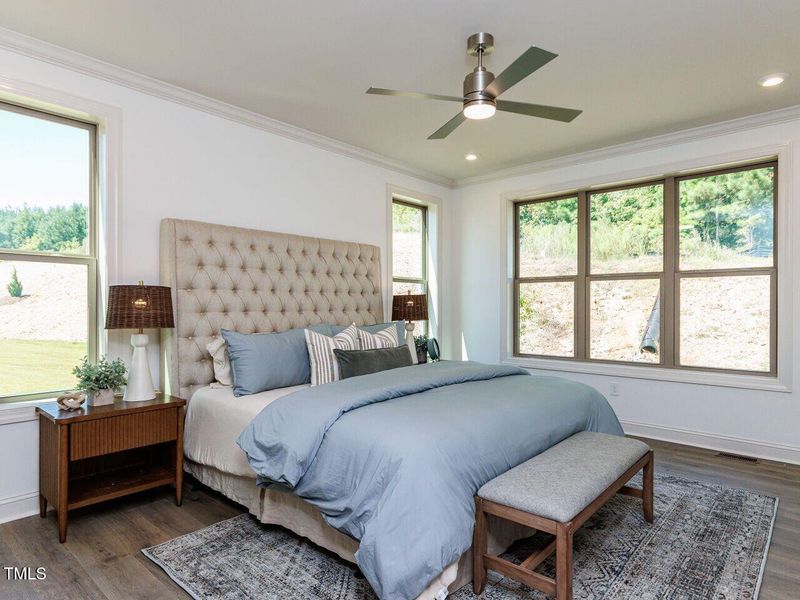 018-1280x960-primary-bedroom