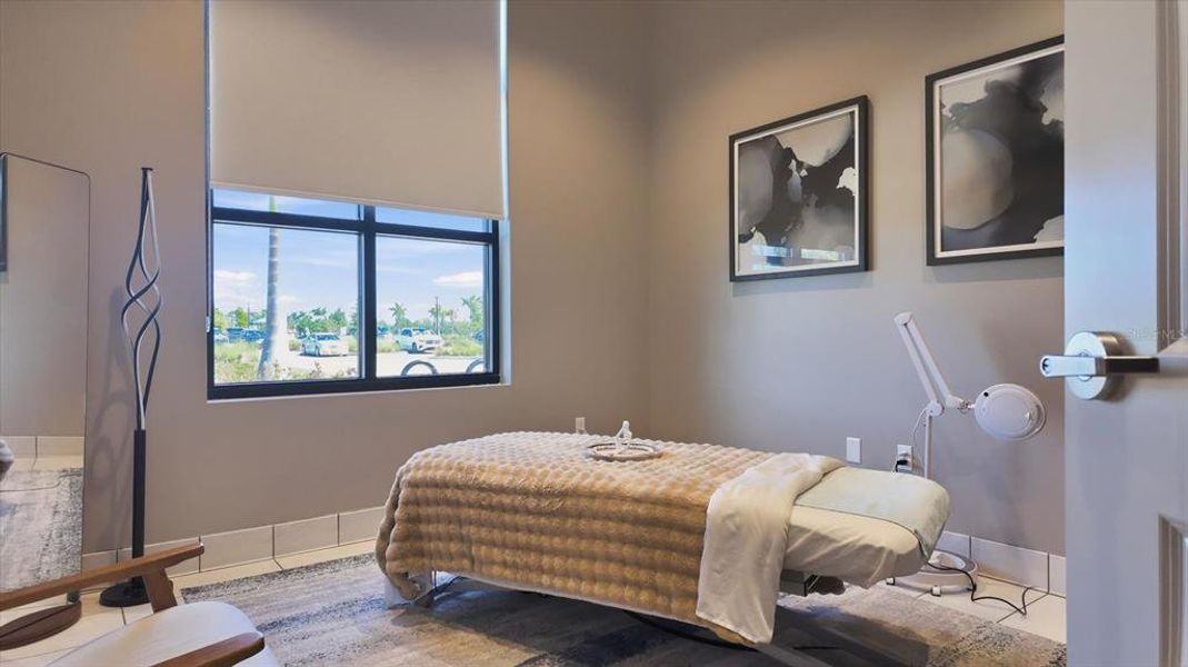 Furnished interior view inside a new home in , Venice (Image 27).