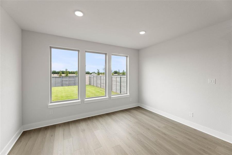 Spacious, unfurnished interior of a new home in Treeline, Justin (Image 13).