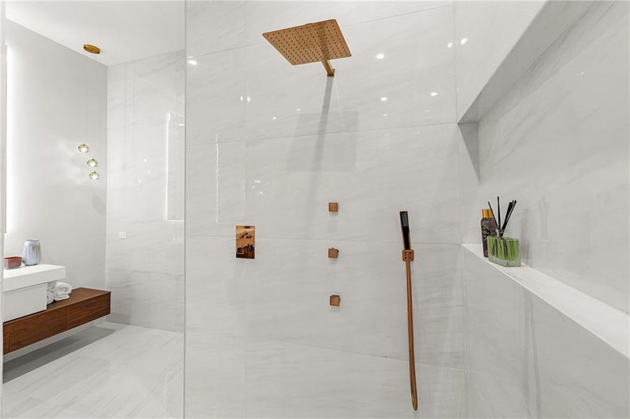 Image 39 of a home in .