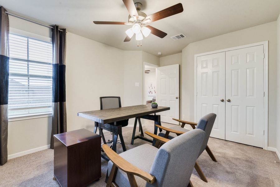 Representative furnished interior of a home built from the Floor Plan 2102 by Colina Homes in Sunterra, Katy (Image 9). Representative furnished interior of a home built from the Floor Plan 2102 by Colina Homes in Sunterra, Katy (Image 9).