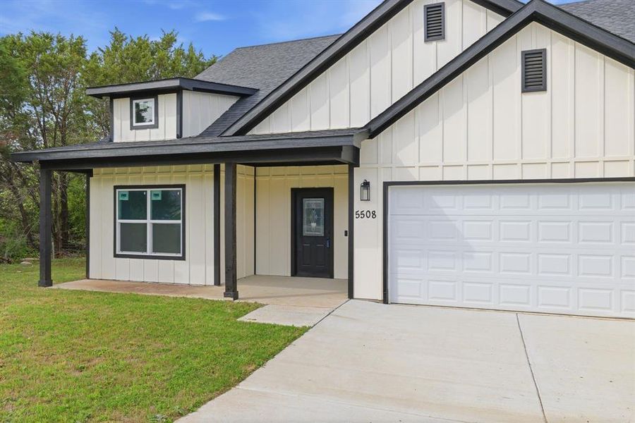 Exterior details and patio area of a home in , Granbury (Image 20). Exterior details and patio area of a home in , Granbury (Image 20).