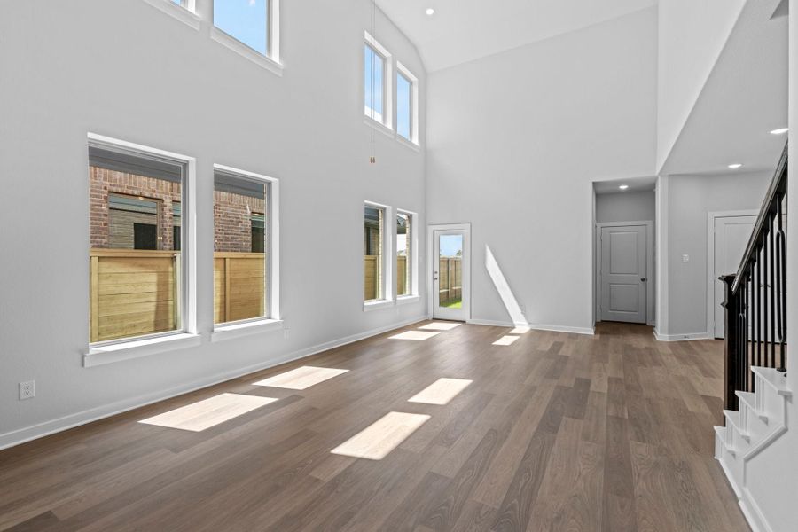 2,433sf New Home in Celina, TX.  - Slide 17