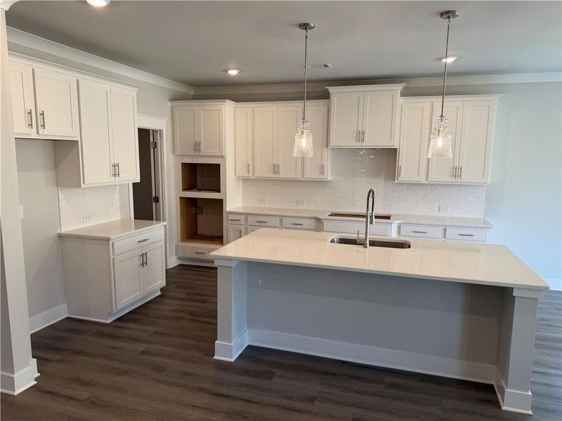 Furnished interior view inside a new home in Mallard’s Landing, Jefferson (Image 6).
