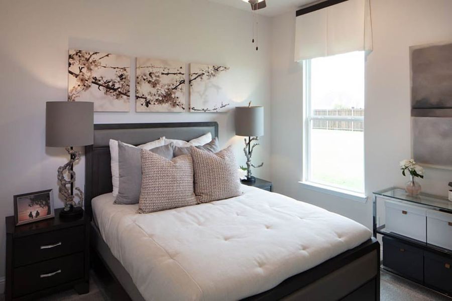 Representative furnished interior of a home built from the Merlot by Taylor Morrison in South Oak, Little Elm (Image 17).